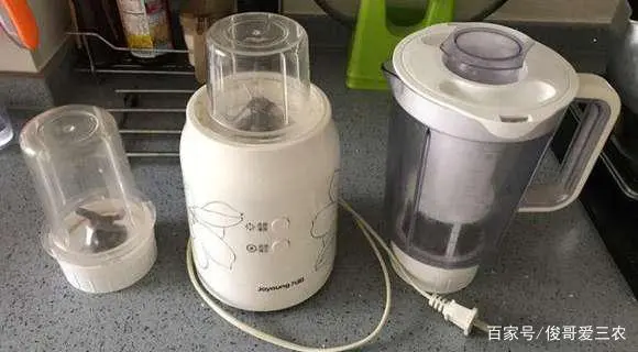 破壁机如何打豆浆窍门_破壁机豆浆需要煮熟吗_破壁机打豆浆需要泡吗