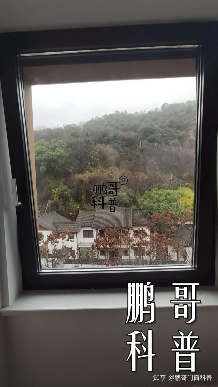 厨房窗户尺寸_厨房窗户在入户花园_厨房窗户开在入户花园