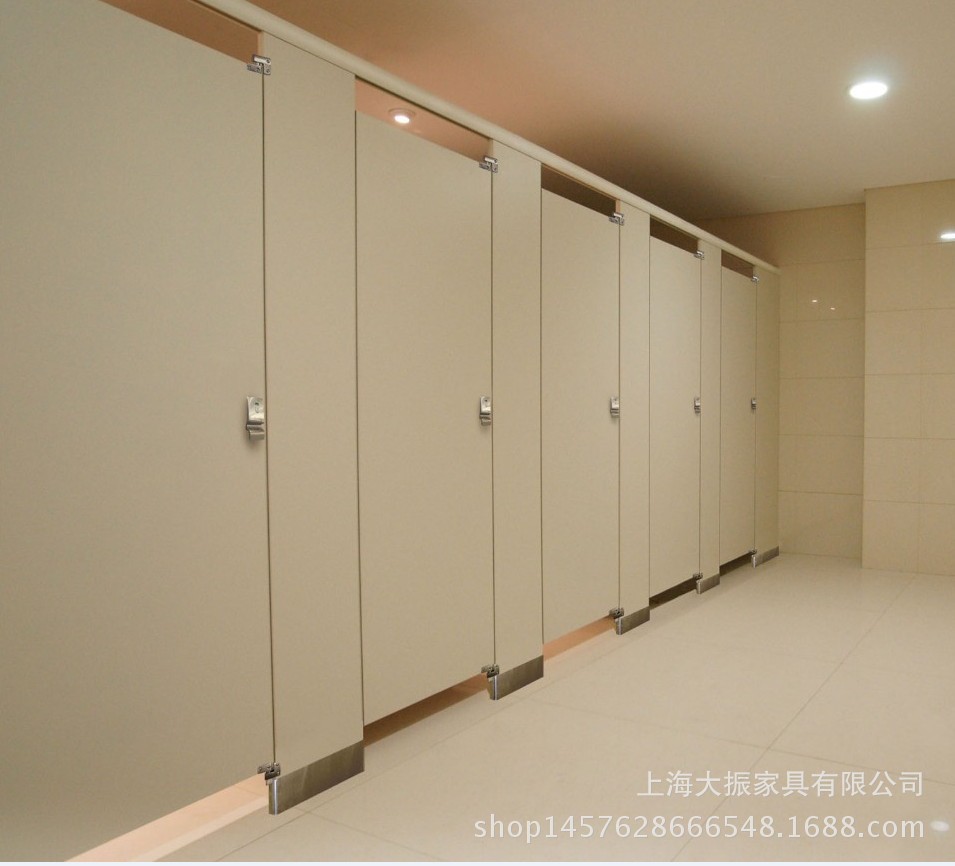 砌38米高卫生间隔断墙_公共卫生间隔断尺寸是多少_临沂做卫生间隔断的