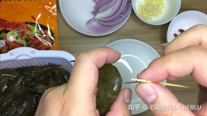 干锅香辣猪手虾图片_干锅虾图片_干锅虾