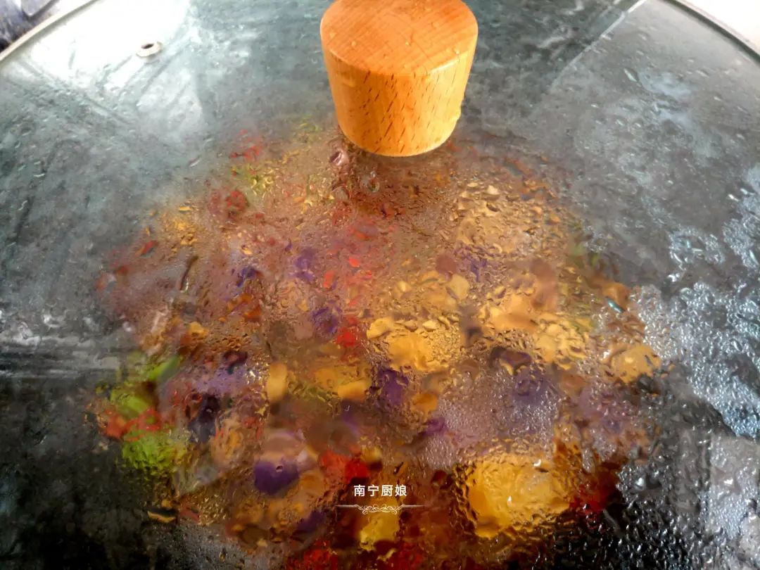 怎样做红烧茄子_做红烧茄子放醋吗_暖暖的味道何亮做红烧茄子