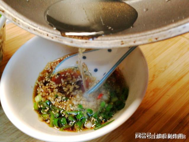 红烧草鱼头怎么做好吃_红烧鸦片鱼头_红烧鱼头怎么做最好吃