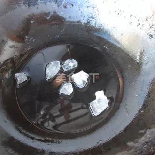 皮辣红中毒_网红爆辣金针菇的做法_皮辣红的做法