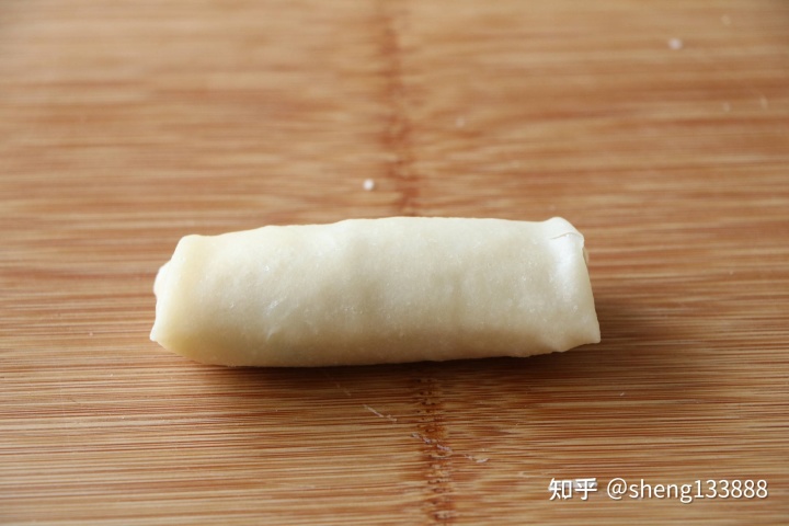 马兰头可以做 春卷 吗_做春卷皮的面糊调制_做春卷