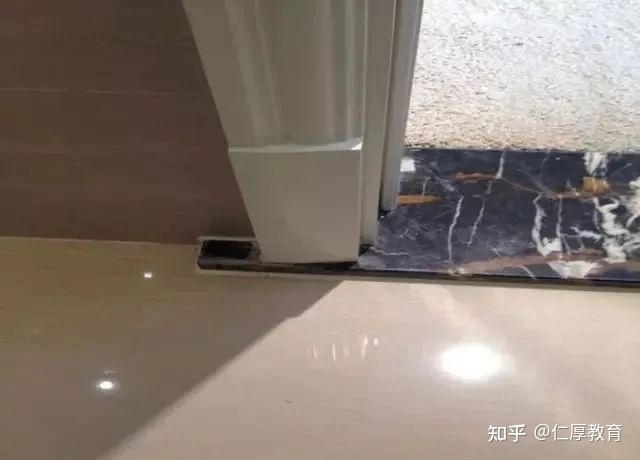 楼梯踢脚线_楼梯装修效楼梯楼梯设计_楼梯脚线45度角效果图