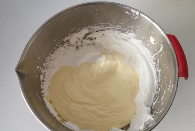 8.5寸戚风蛋糕配方_戚风蛋糕8寸配方及做法_戚风蛋糕的配方与制作8寸