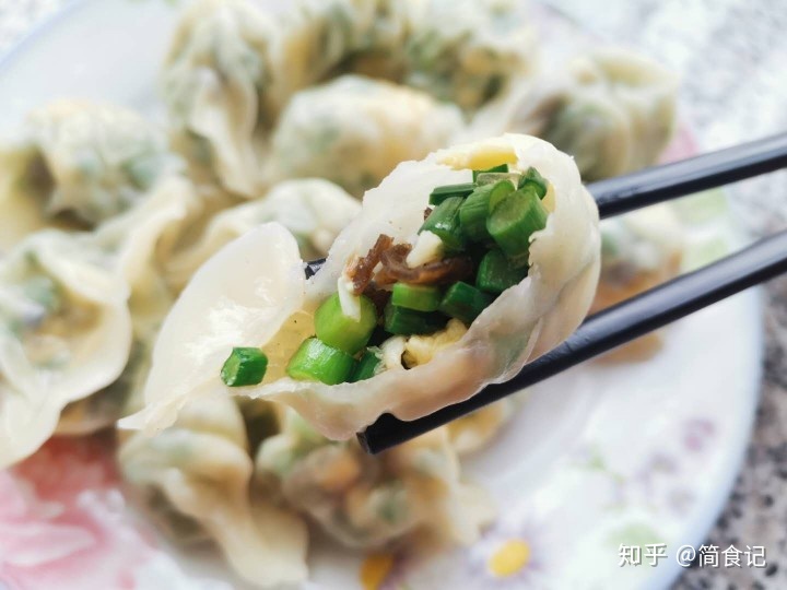 韭菜猪肉粉条馅饺子_韭菜猪肉饺子馅怎么调才好吃_韭菜猪肉鸡蛋馅怎么调