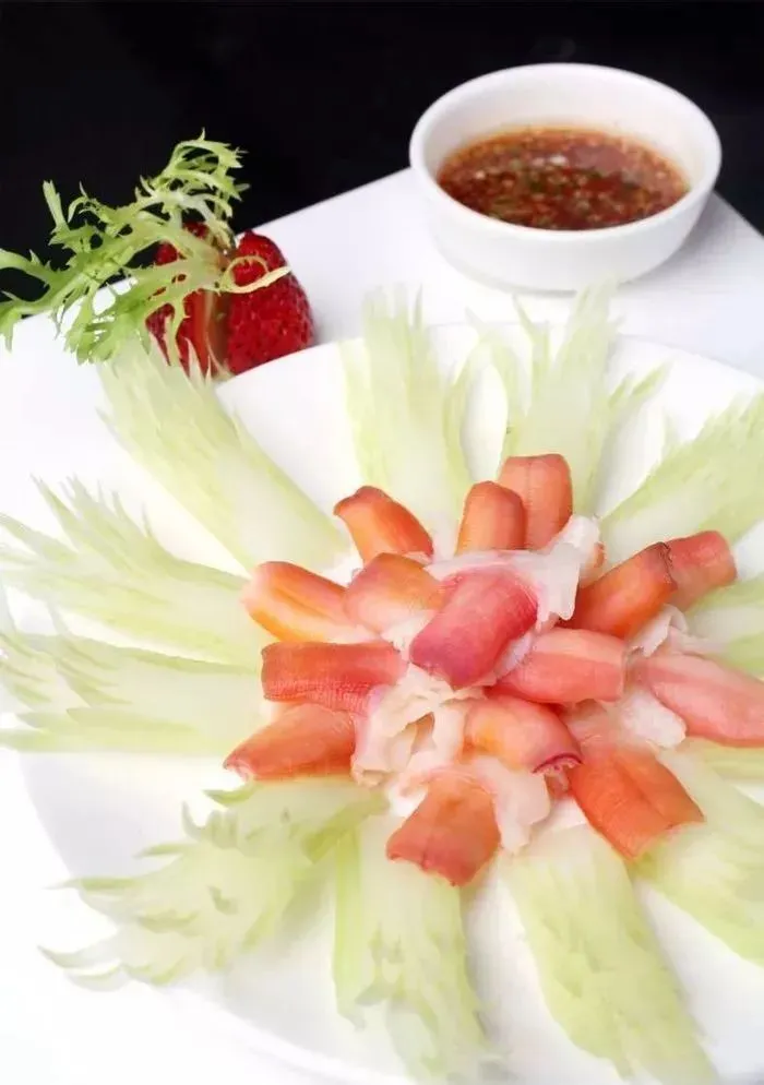 圆白菜炒肉还是长白菜炒肉好吃_香椿炒肉的做法大全_香椿炒肉