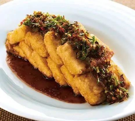 圆白菜炒肉还是长白菜炒肉好吃_香椿炒肉的做法大全_香椿炒肉