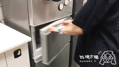 做烤冷面什么时候放水_冷面汤汁怎么做_冷面汤汁的调配